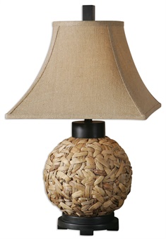 Calameae Rattan Lamp